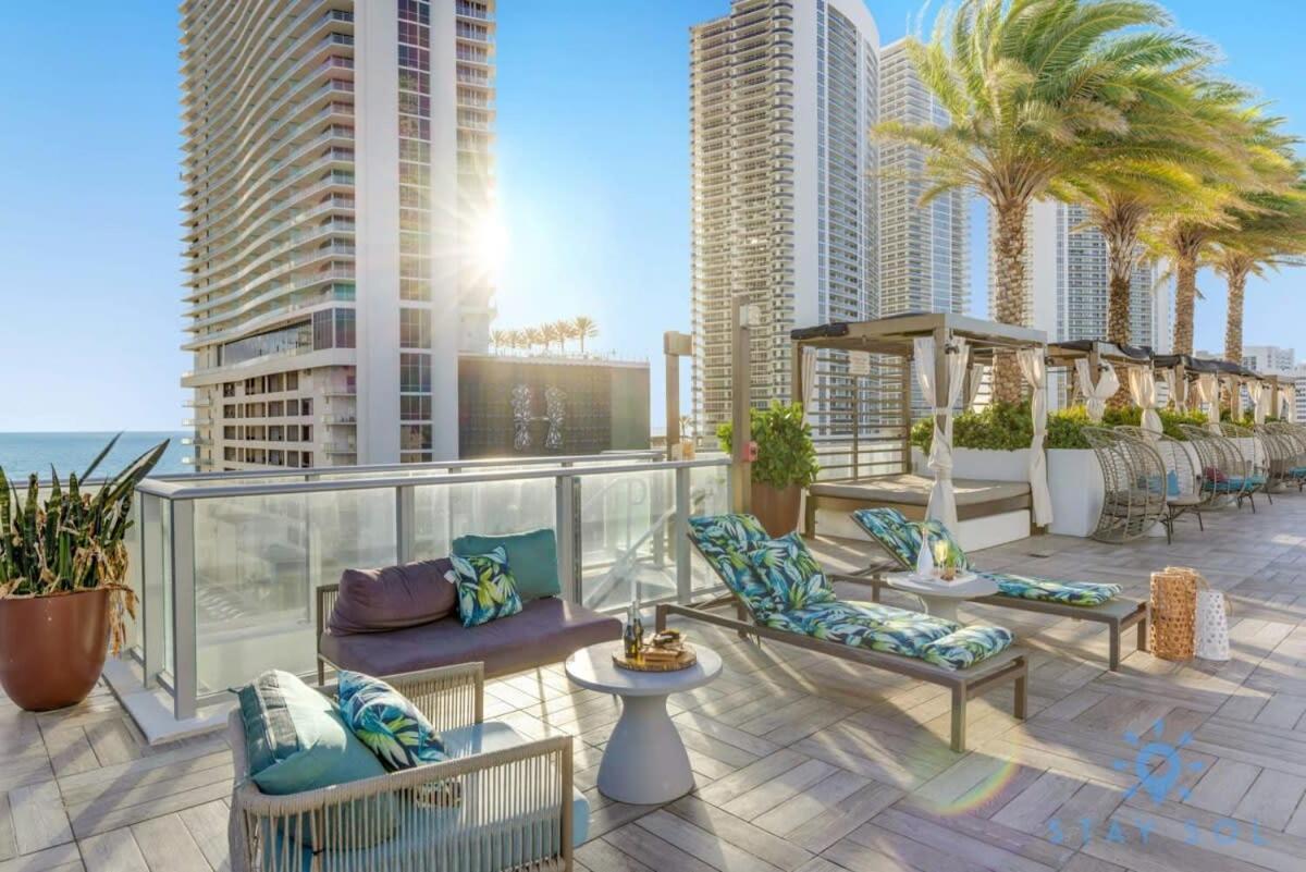 ハリウッドCoastal Relaxation - Parking Included - Amazing Poolsアパートメント エクステリア 写真