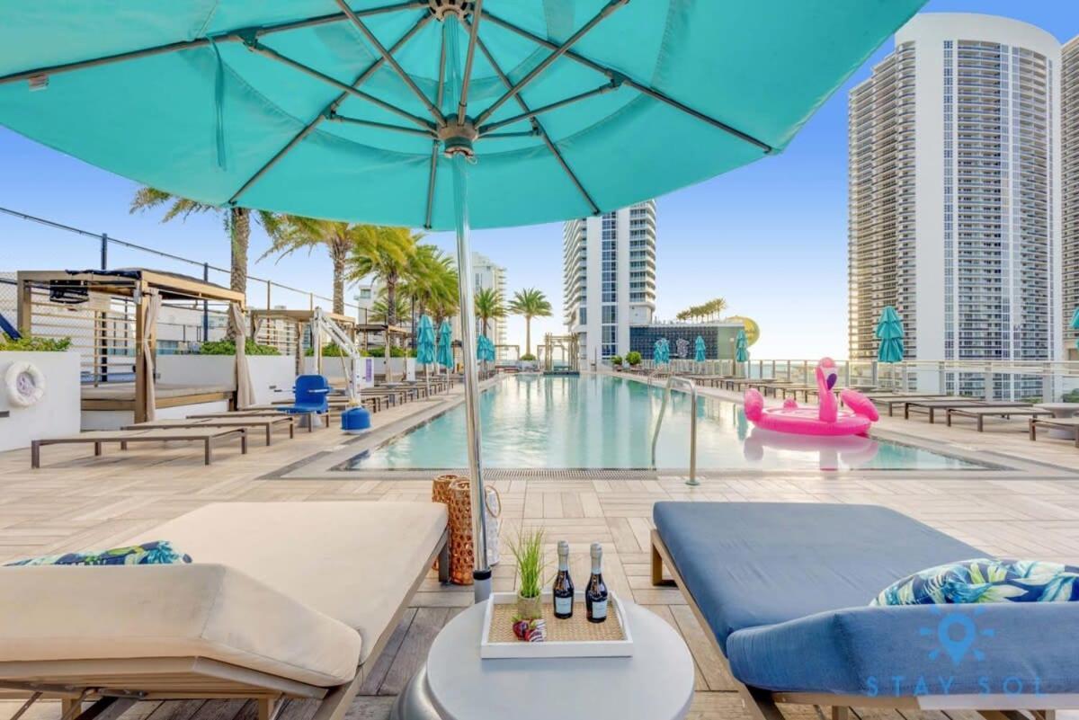 ハリウッドCoastal Relaxation - Parking Included - Amazing Poolsアパートメント エクステリア 写真